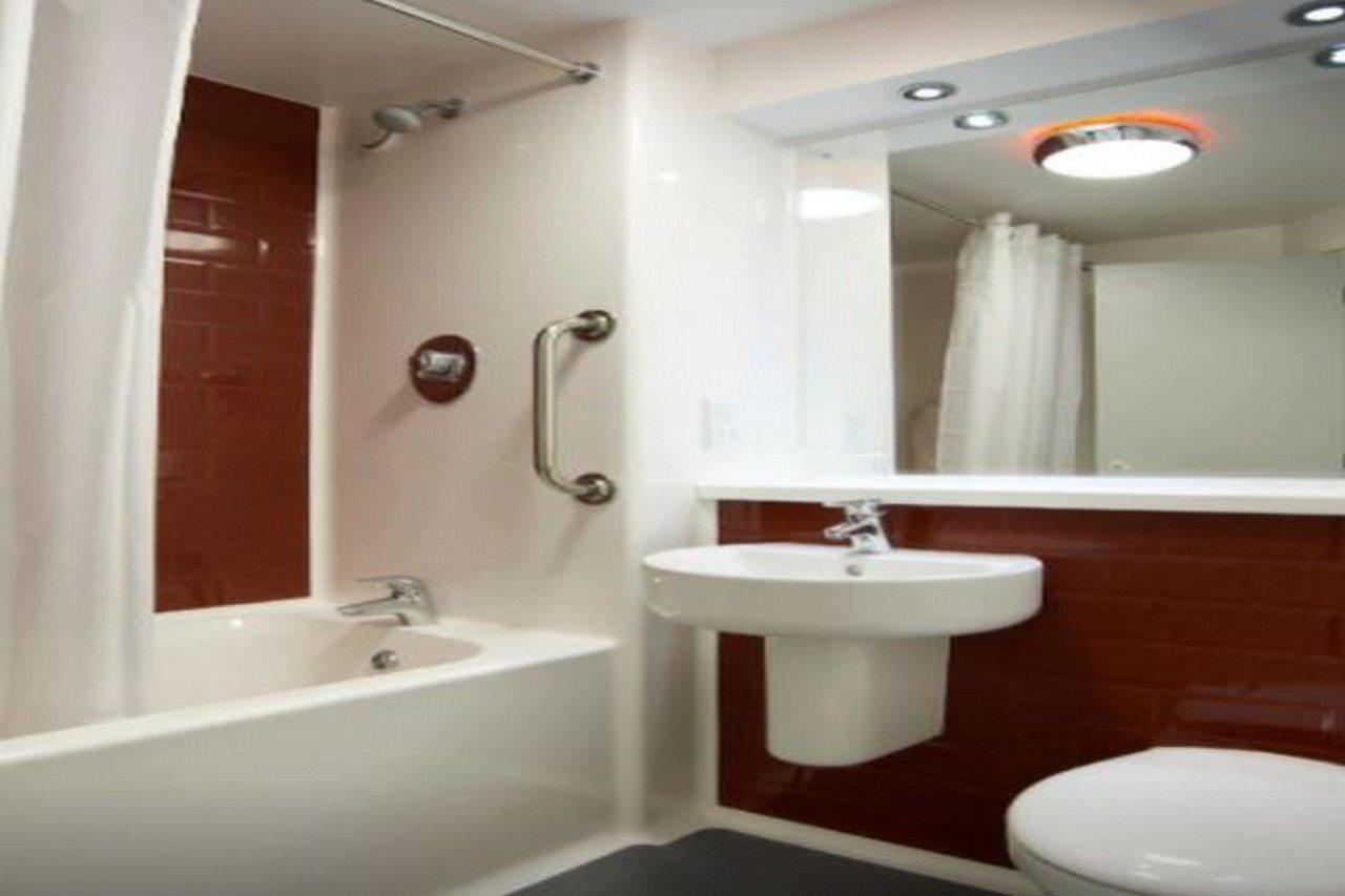 Travelodge Wadebridge Luaran gambar